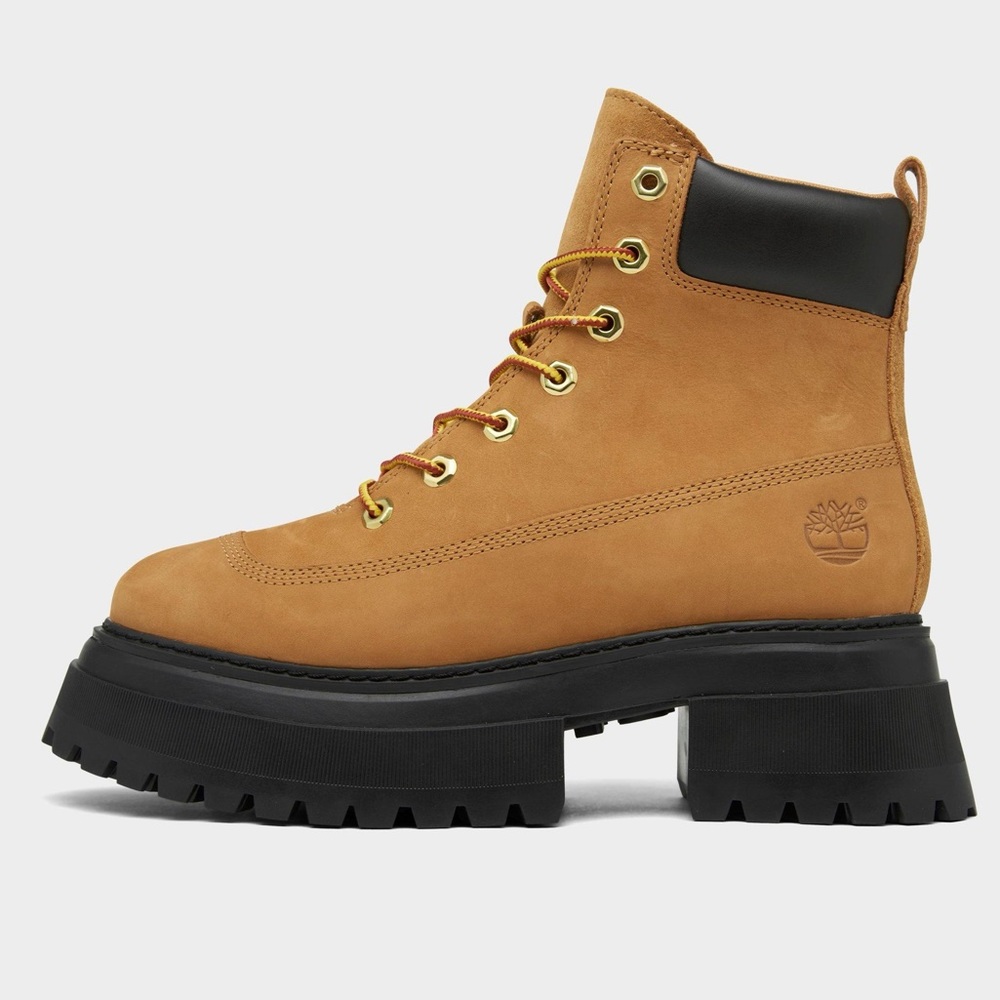 NEW Women's Timberland® Sky 6-Inch Lace-up Boot 🥾❤️ - Picture 4 of 15